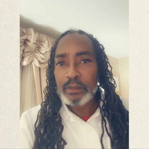 Meet your Posher, Eric - Picture 1 of 1